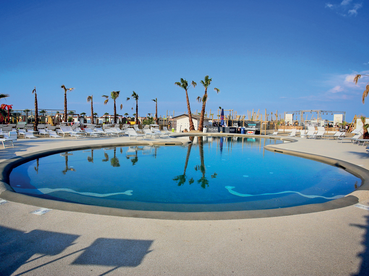 öffentliche Pools in Hotels und SPAS